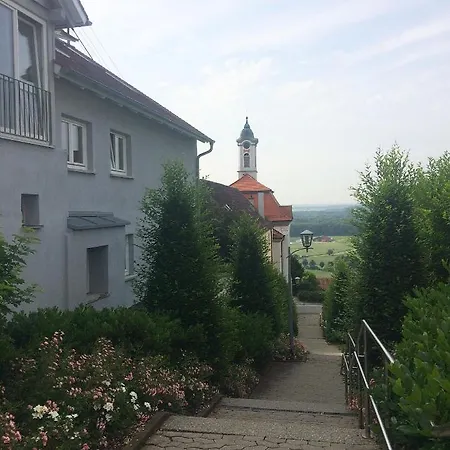 Klosterberghaus - Kontaktloser Check-in Apartment Elchingen